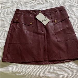 NWT faux leather Zara skirt